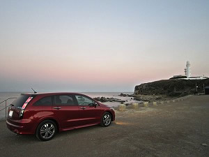 �X�g���[��