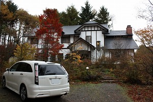 �X�g���[��