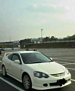 �X�g���[��