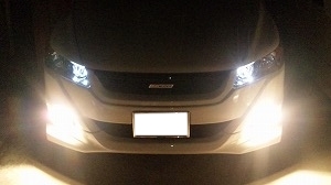 �X�g���[��