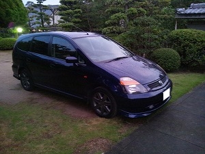 �X�g���[��