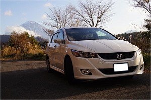 �X�g���[��