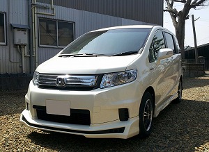 フリード スパイク