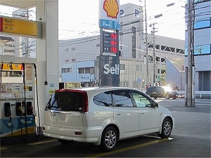 �X�g���[��