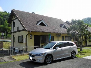 �X�g���[��