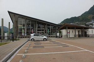 フリード スパイク