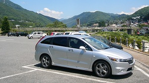 �X�g���[��