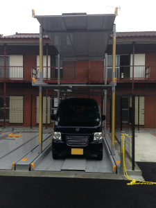 �o���X �z�r�I