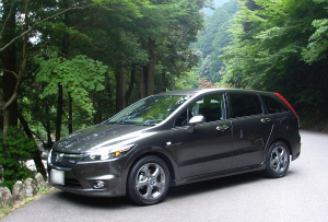 �X�g���[��