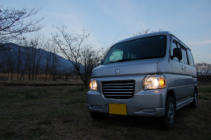 �o���X �z�r�I