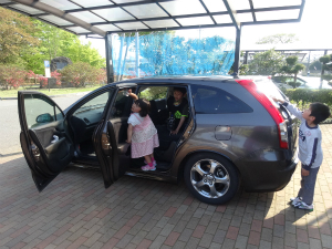 �X�g���[��