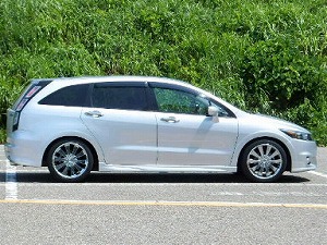 �X�g���[��